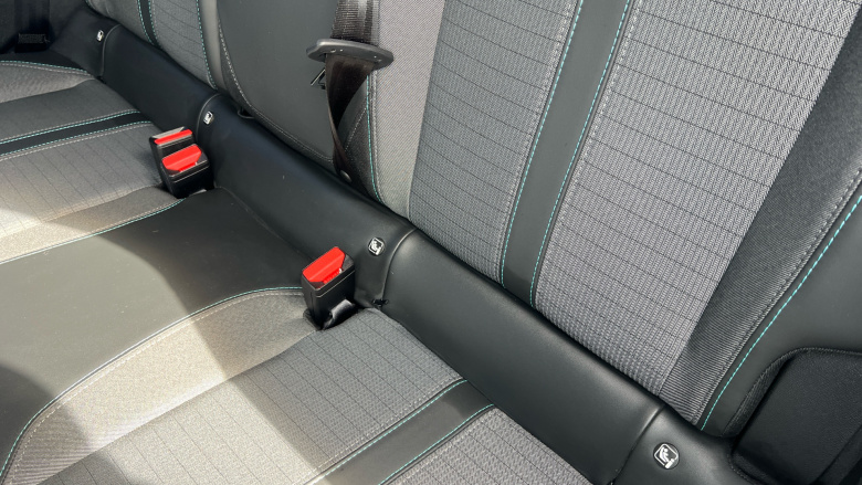 Peugeot 208 1.2 PureTech 100 Allure 5dr Petrol Hatchback